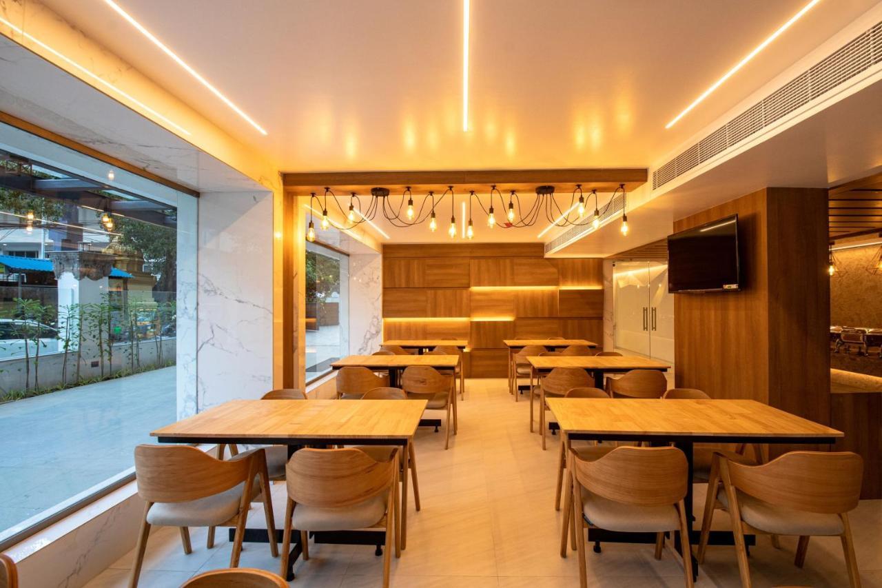 Rathna Residency - Near Us Consulate Hotell Chennai Exteriör bild