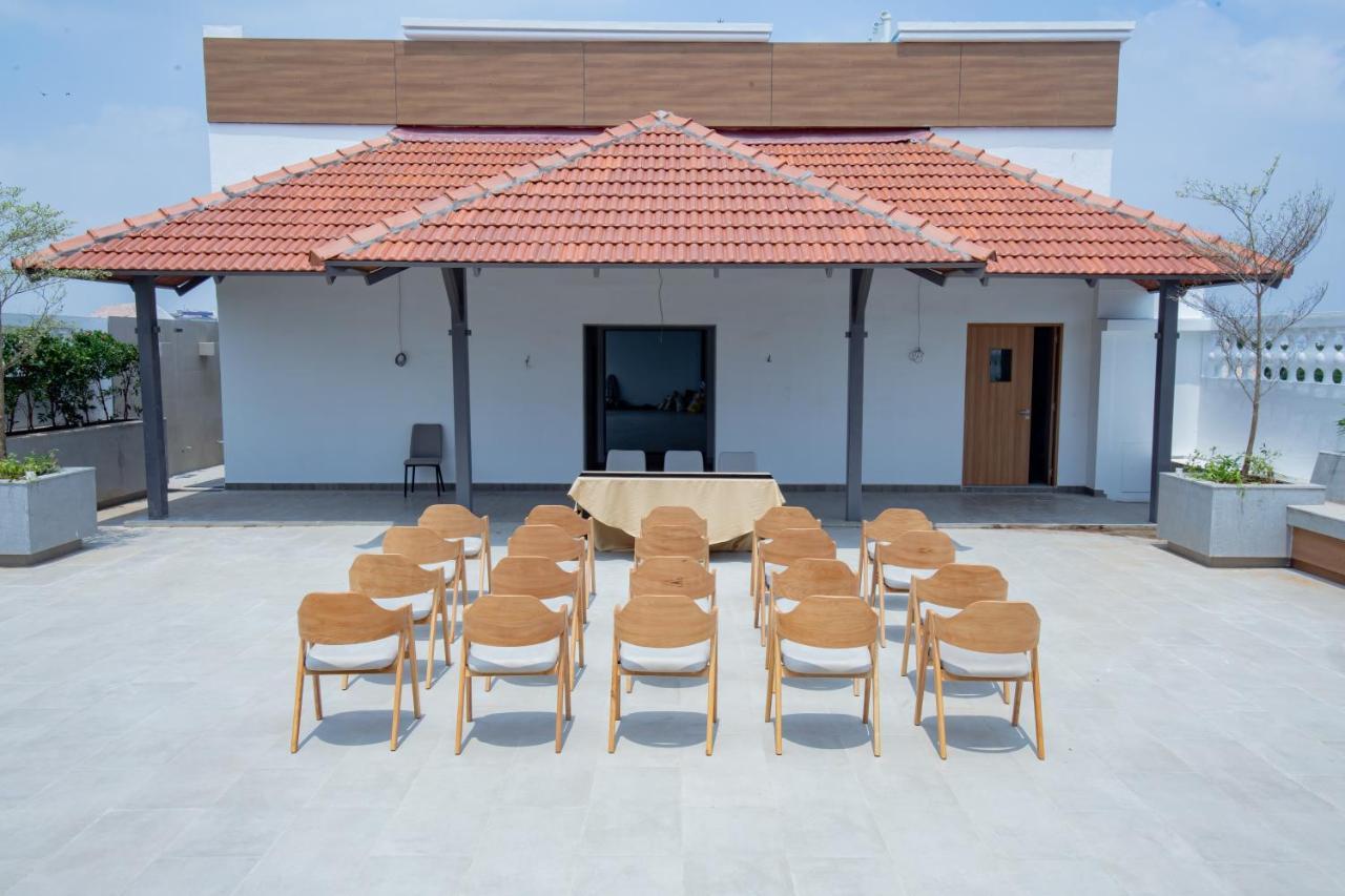 Rathna Residency - Near Us Consulate Hotell Chennai Exteriör bild