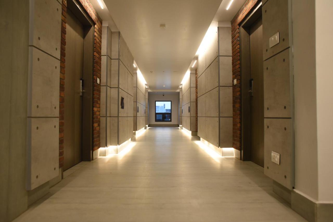 Rathna Residency - Near Us Consulate Hotell Chennai Exteriör bild