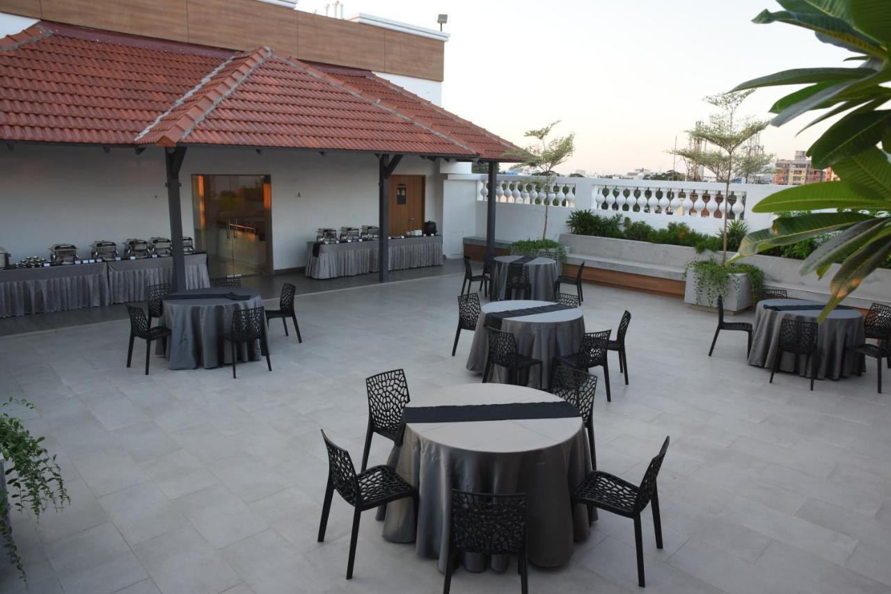 Rathna Residency - Near Us Consulate Hotell Chennai Exteriör bild