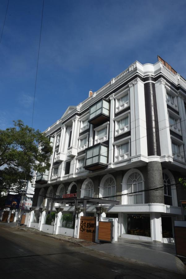 Rathna Residency - Near Us Consulate Hotell Chennai Exteriör bild