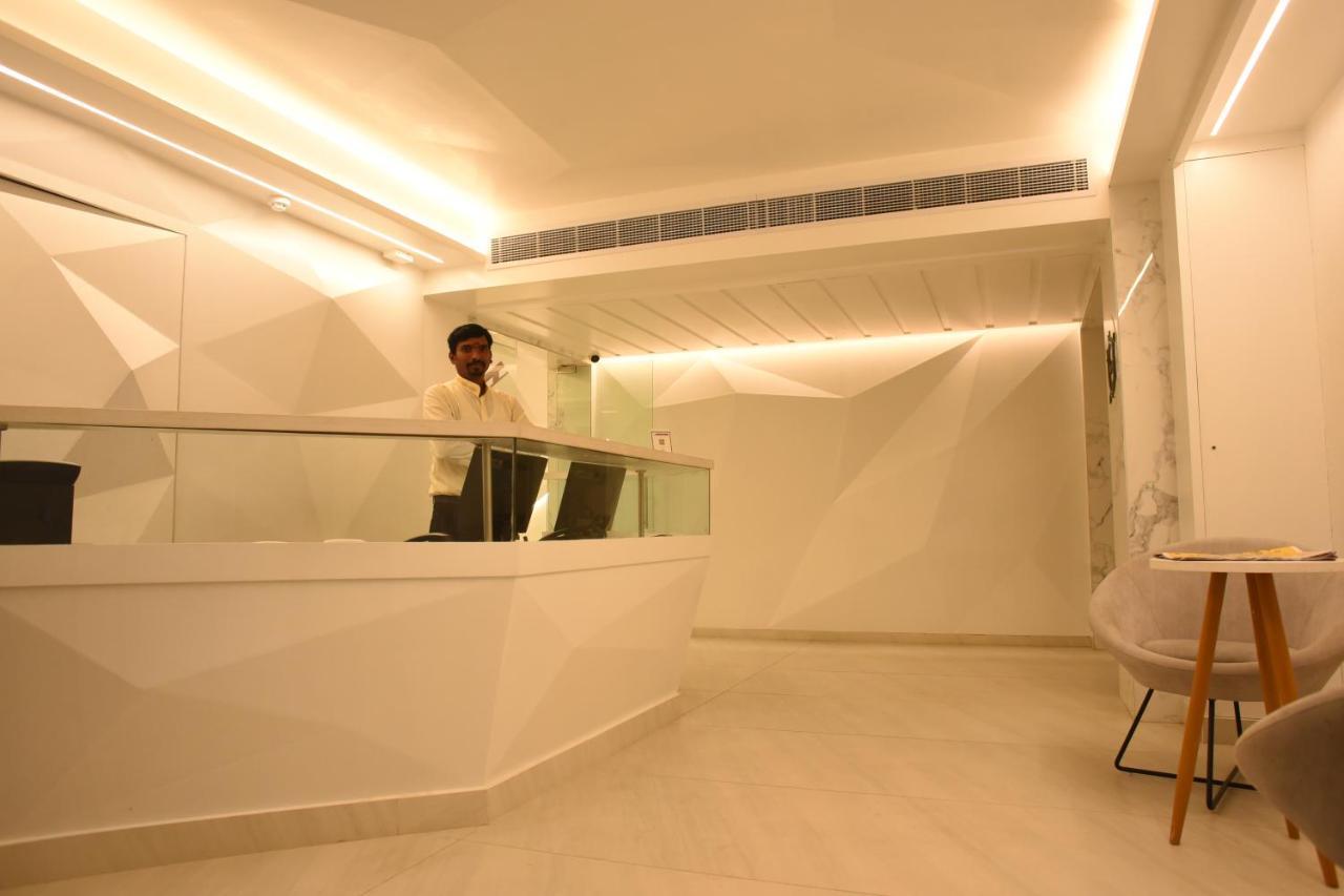 Rathna Residency - Near Us Consulate Hotell Chennai Exteriör bild